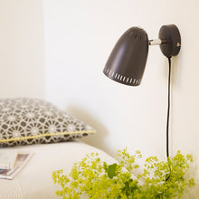 Load image into Gallery viewer, Dynamo Short Wall Lamp, Almost Black